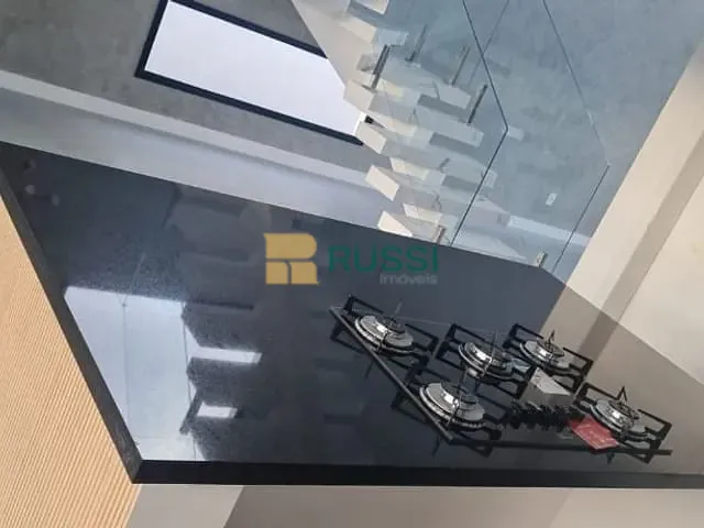 Casa com 250m² 3 quartos e 3 banheiros, à venda, no bairro Parque Residencial Maria Elmira em Caçapava