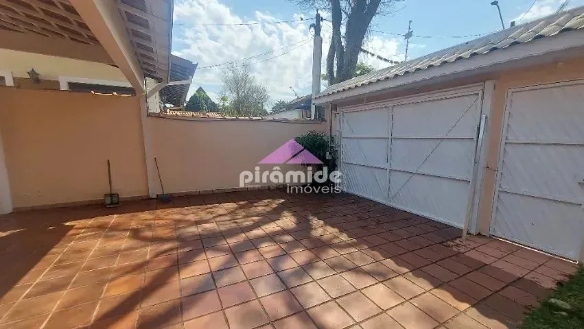 Casa, 4 quartos, 374 m² - Foto 2