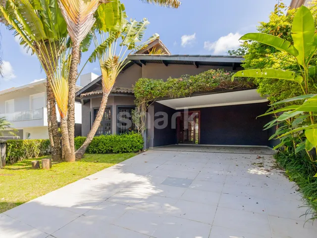 Casa com 360m² 3 quartos e 3 banheiros, à venda, no bairro Alphaville em Santana de Parnaíba