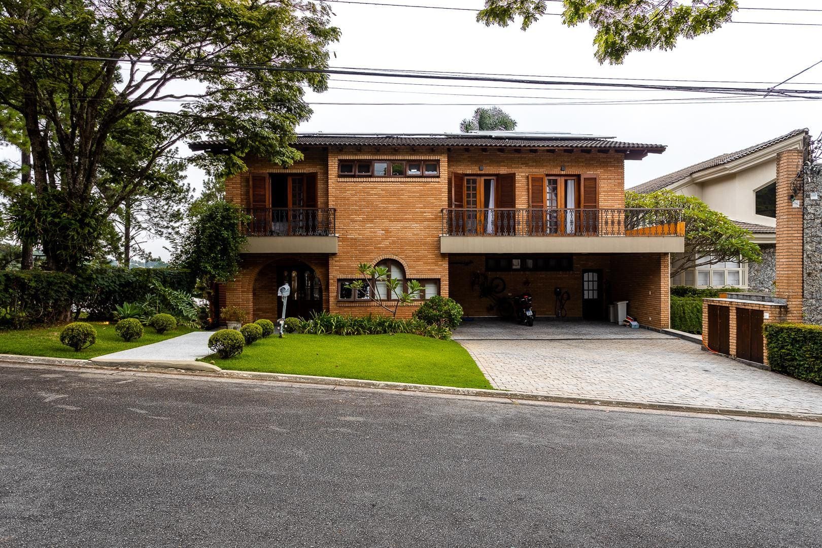 Casa em Alphaville — foto 1