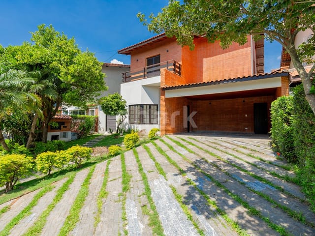 Casa com 360m² 5 quartos e 5 banheiros, à venda, no bairro Alphaville em Santana de Parnaíba