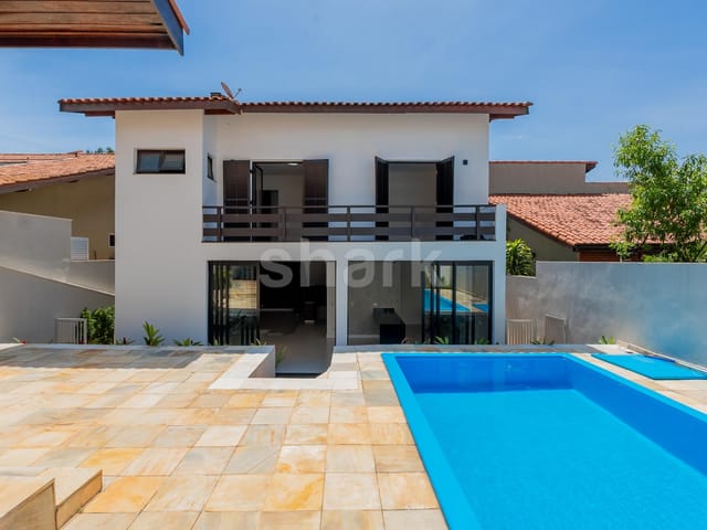 Casa com 360m² 5 quartos e 5 banheiros, à venda, no bairro Alphaville em Santana de Parnaíba