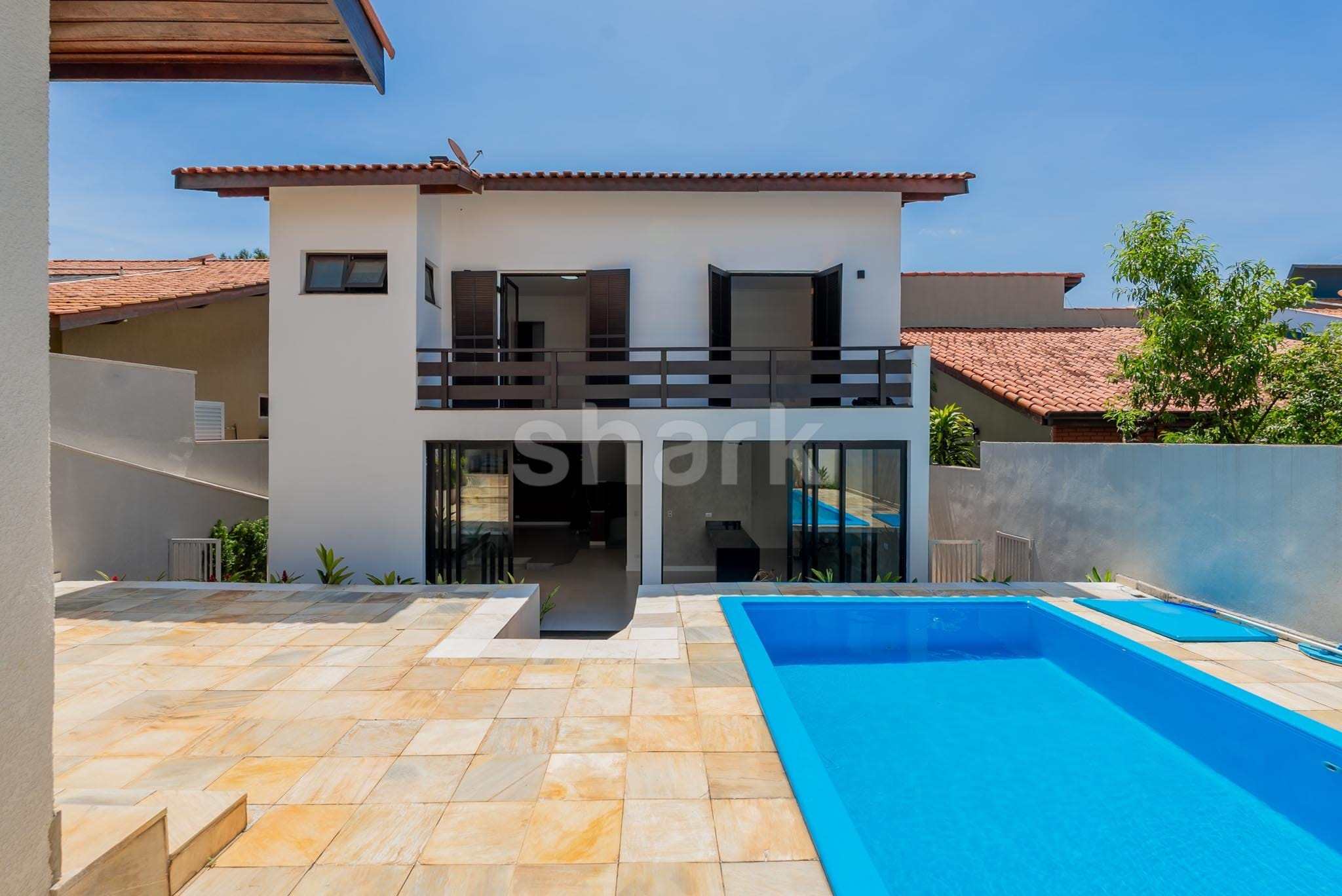 Casa em Alphaville — foto 1
