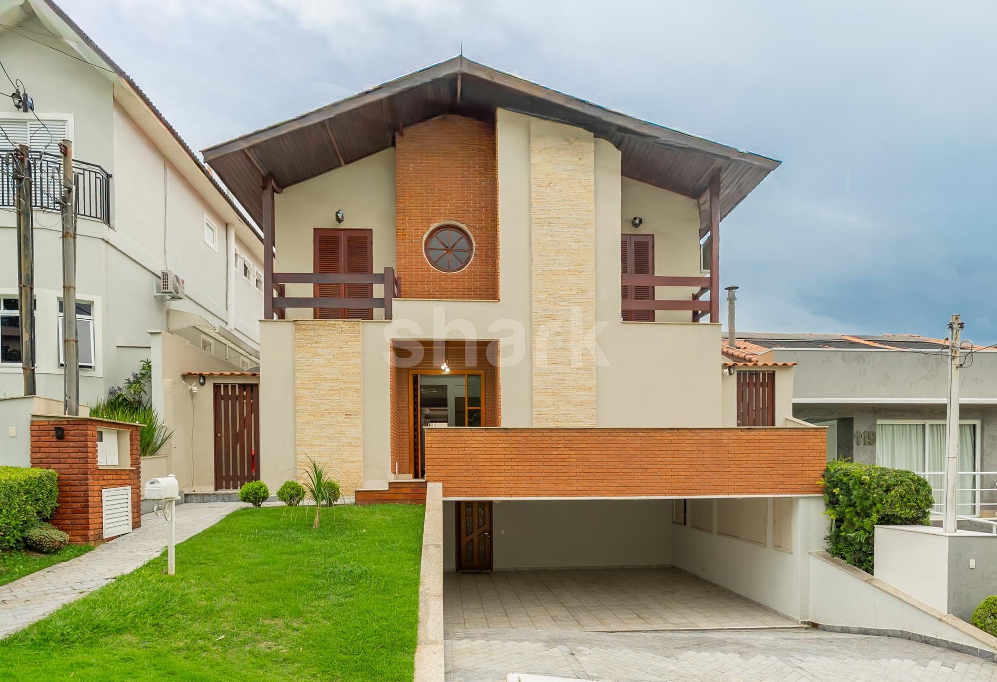 Casa em Alphaville — foto 1