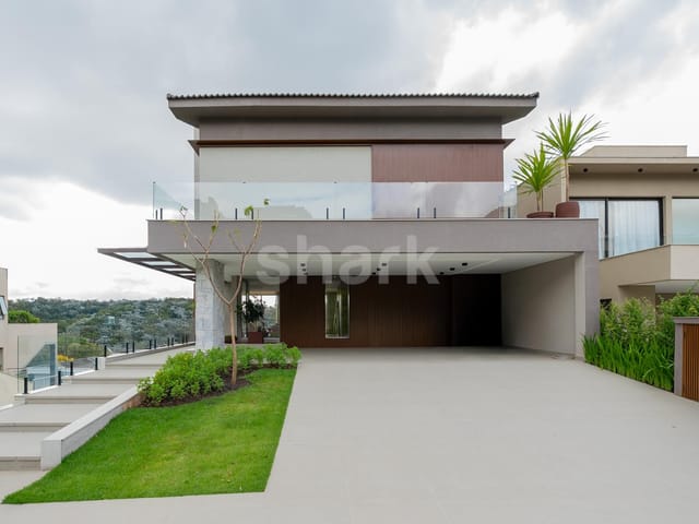 Casa com 490m² 4 quartos e 6 banheiros, à venda, no bairro Alphaville  em SANTANA DE PARNAÍBA