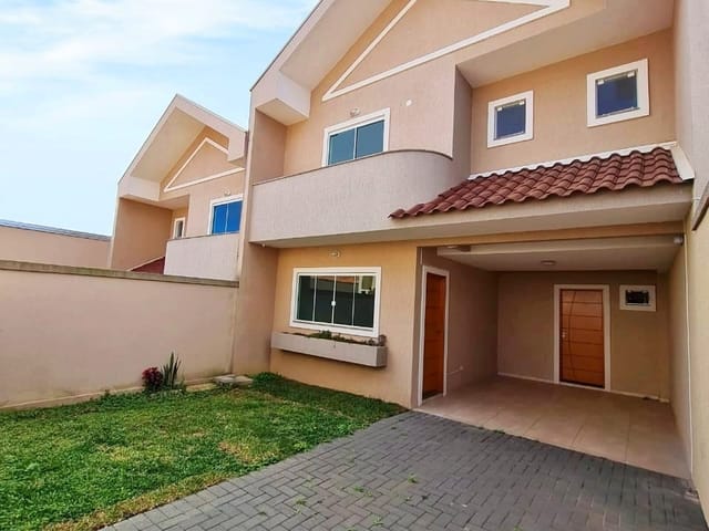 Casa com 190m² 3 quartos e 3 banheiros, à venda, no bairro Jardim Carvalho em Ponta Grossa