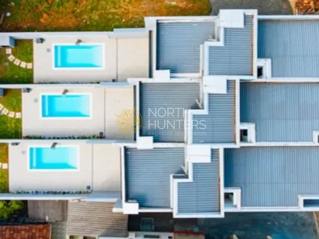 Casa com 171m² 3 quartos e 4 banheiros, à venda, no bairro Santo Antônio em Joinville