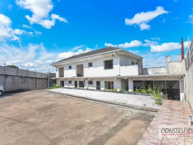 Casa com 635m² 4 quartos e 4 banheiros, à venda, no bairro Atuba em Curitiba