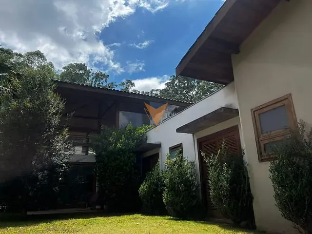 Casa com 160m² 3 quartos e 3 banheiros, à venda, no bairro Chácara dos Junqueiras em Carapicuíba