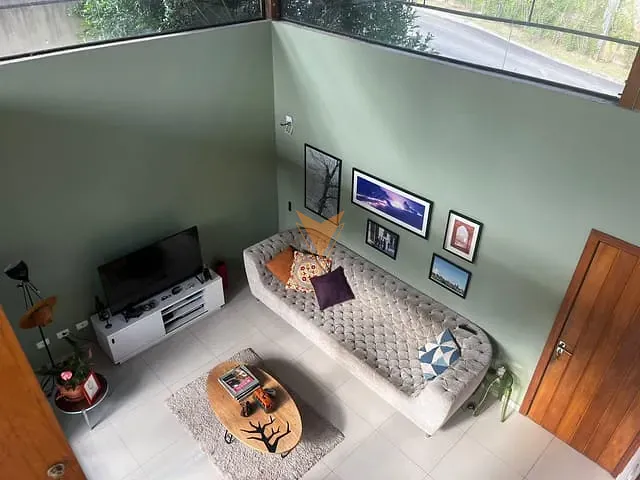 Casa com 160m² 3 quartos e 3 banheiros, à venda, no bairro Chácara dos Junqueiras em Carapicuíba