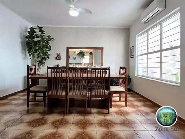 Casa com 206m² 3 quartos e 2 banheiros, à venda, no bairro Jardim Maria do Carmo em Sorocaba