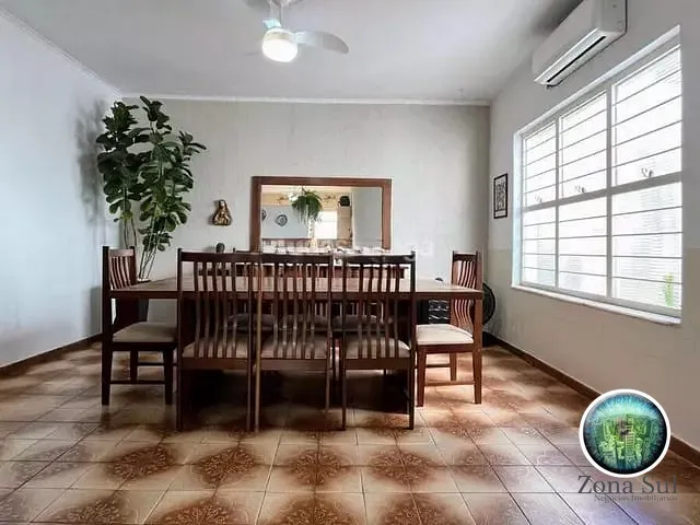 Casa com 206m² 3 quartos e 2 banheiros, à venda, no bairro Jardim Maria do Carmo em Sorocaba