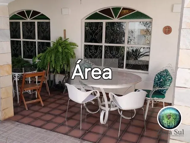 Casa com 206m² 3 quartos e 2 banheiros, à venda, no bairro Jardim Maria do Carmo em Sorocaba