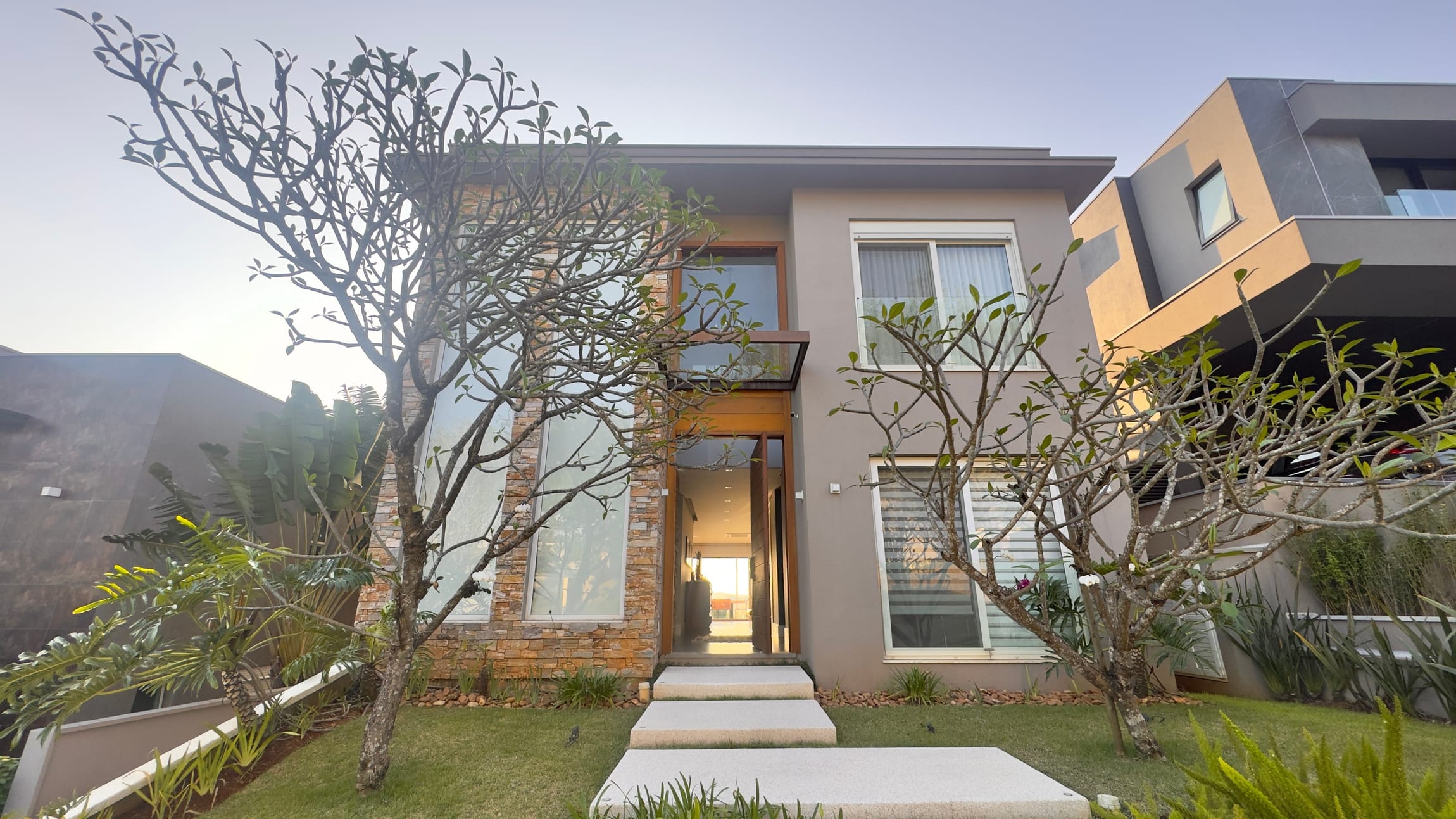 Casa em Alphaville — foto 1