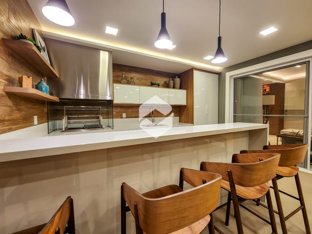 Casa com 315m² 4 quartos e 7 banheiros, à venda, no bairro Barra da Tijuca em Rio de Janeiro
