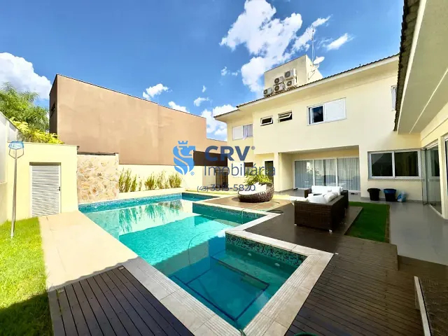 Casa com 700m² 4 quartos e 7 banheiros, à venda, no bairro Esperança em Londrina