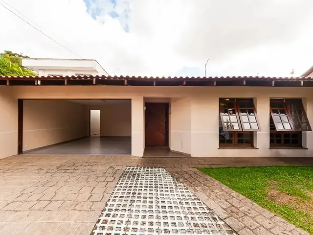Casa com 360m² 3 quartos e 4 banheiros, à venda, no bairro São Braz em Curitiba