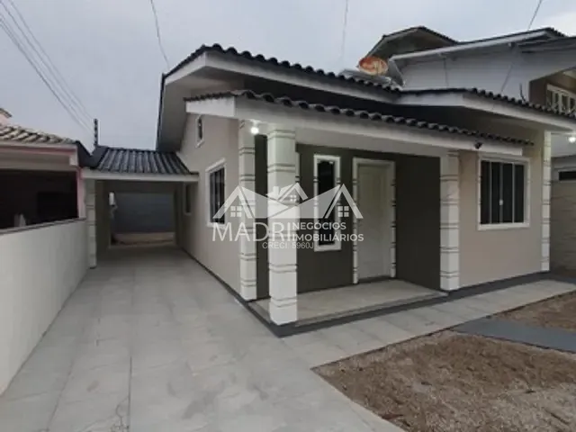 Casa com 220m² 3 quartos e 1 banheiro, à venda, no bairro São Sebastião em Palhoça