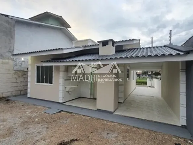 Casa com 220m² 3 quartos e 1 banheiro, à venda, no bairro São Sebastião em Palhoça