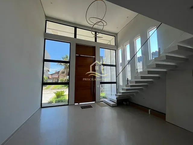 Casa com 1250m² 7 quartos e 9 banheiros, à venda, no bairro Boraceia em Bertioga