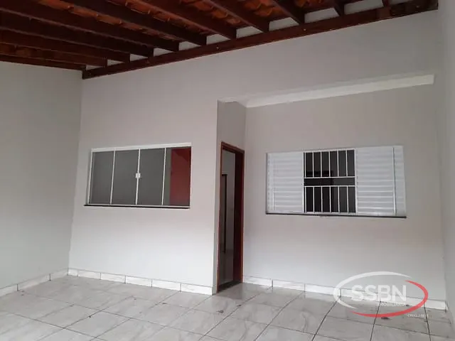Casa 3 quartos e 4 banheiros, à venda, no bairro Jardim Nossa Senhora de Fátima em Nova Odessa