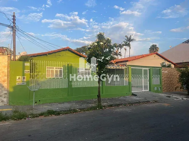 Casa com 390m² 4 quartos e 1 banheiro, à venda, no bairro Vila Americano do Brasil em Goiânia