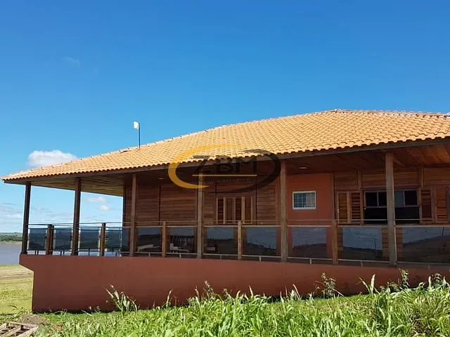 Casa com 821m² 4 quartos e 3 banheiros, à venda, no bairro Paranaji em Paranagi