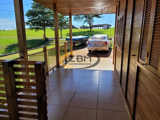 Casa com 821m² 4 quartos e 3 banheiros, à venda, no bairro Paranaji em Paranagi