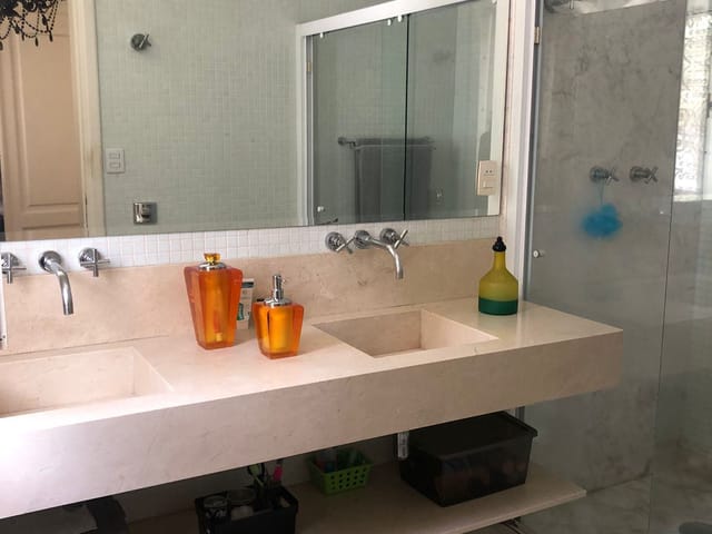 Casa com 620m² 5 quartos e 6 banheiros, para alugar, no bairro Alphaville em Barueri