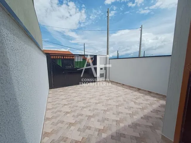 Casa com 125m² 2 quartos e 2 banheiros, à venda, no bairro Residencial Estoril em Taubaté