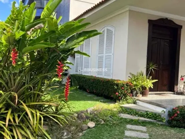 Casa com 546m² 3 quartos e 3 banheiros, à venda, no bairro Centro em Campos dos Goytacazes