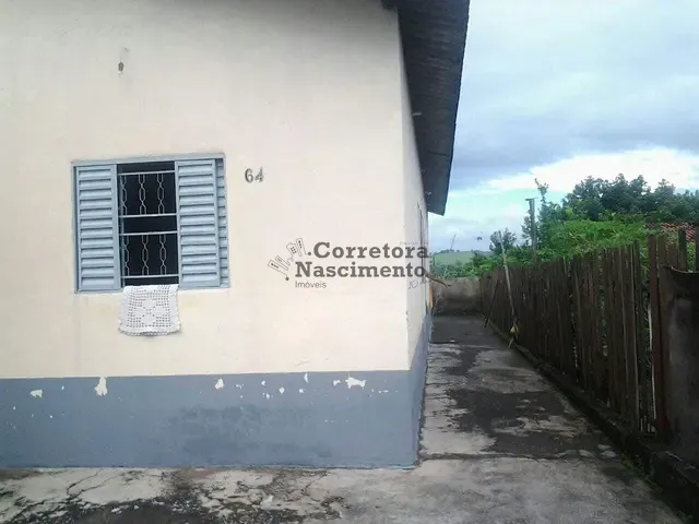 Casa com 840m² 4 quartos e 2 banheiros, à venda, no bairro Vila São João (São Silvestre) em Jacareí