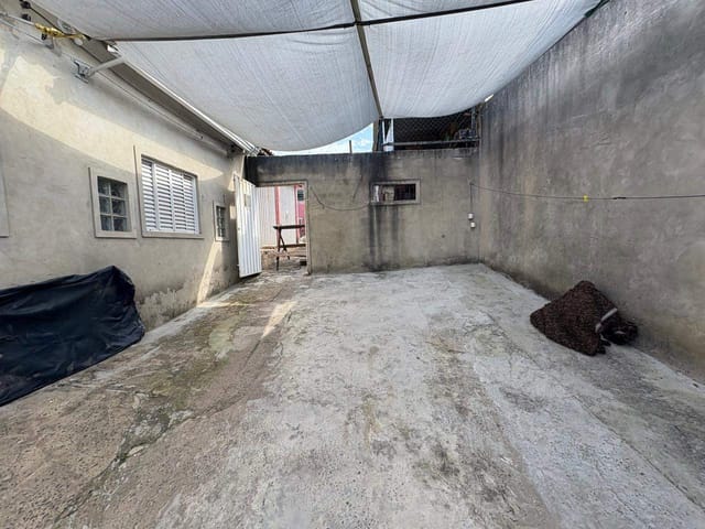 Casa com 125m² 1 quarto e 1 banheiro, para alugar, no bairro Jardim Florence em Campinas