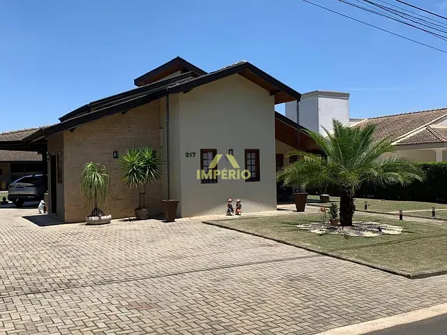 Casa 3 quartos e 5 banheiros, à venda, no bairro Terras de Mont Serrat em Salto