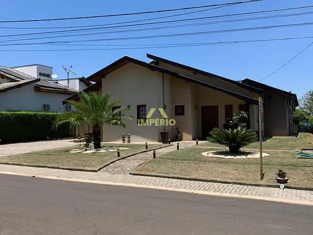 Casa 3 quartos e 5 banheiros, à venda, no bairro Terras de Mont Serrat em Salto