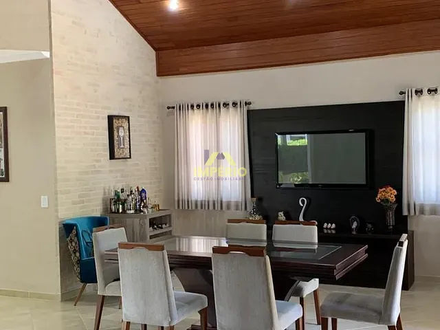 Casa 3 quartos e 5 banheiros, à venda, no bairro Terras de Mont Serrat em Salto