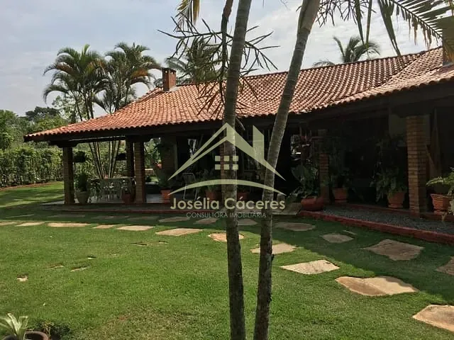 Casa com 4200m² 3 quartos e 5 banheiros, à venda, no bairro aldeia velha em Chapada dos Guimarães