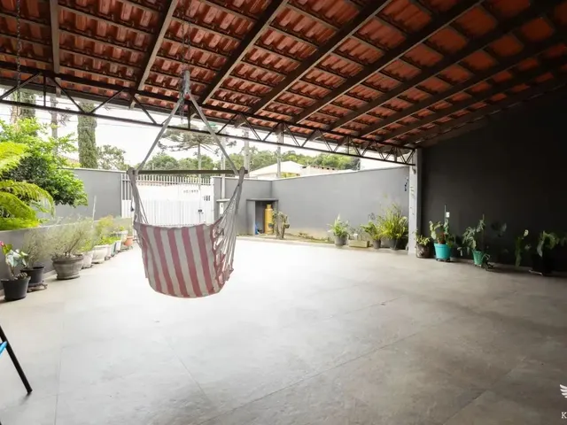 Casa com 408m² 4 quartos e 3 banheiros, à venda, no bairro Santa Felicidade em Curitiba