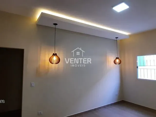 Casa com 185m² 3 quartos e 2 banheiros, à venda, no bairro Jardim Oásis em Taubaté