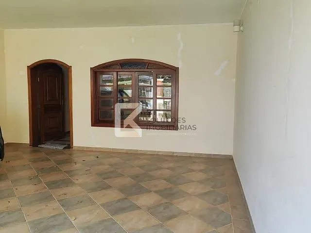 Casa com 300m² 5 quartos e 3 banheiros, à venda, no bairro Vila Suíça em Indaiatuba
