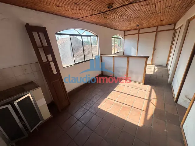 Casa 3 quartos e 1 banheiro, para alugar, no bairro Conforto em Volta Redonda