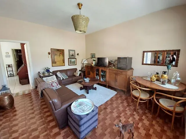 Casa com 600m² 4 quartos e 4 banheiros, à venda, no bairro Nova Guará em Guaratinguetá