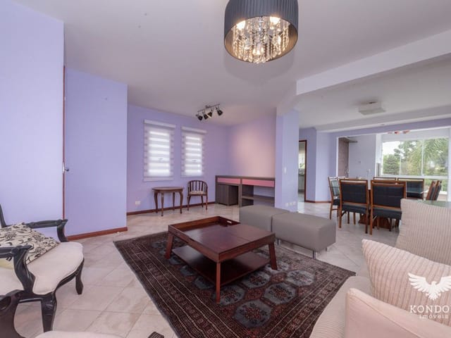 Casa com 317m² 3 quartos e 4 banheiros, à venda, no bairro Santa Felicidade em Curitiba