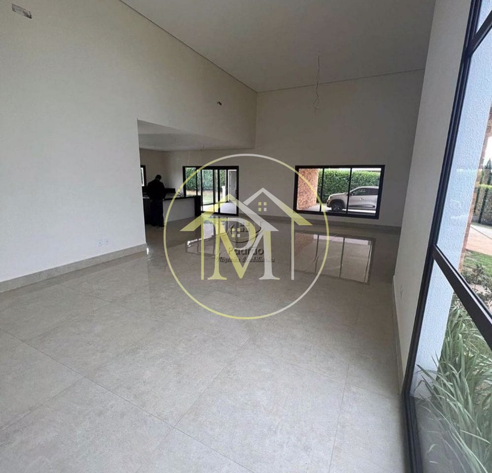 Casa à venda e aluguel com 4 quartos, 366m² - Foto 2