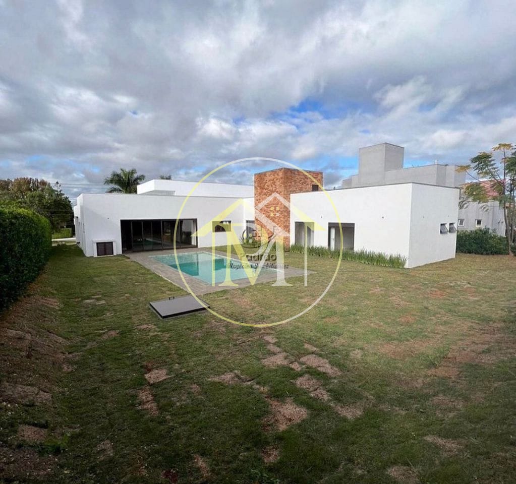Casa à venda e aluguel com 4 quartos, 366m² - Foto 4