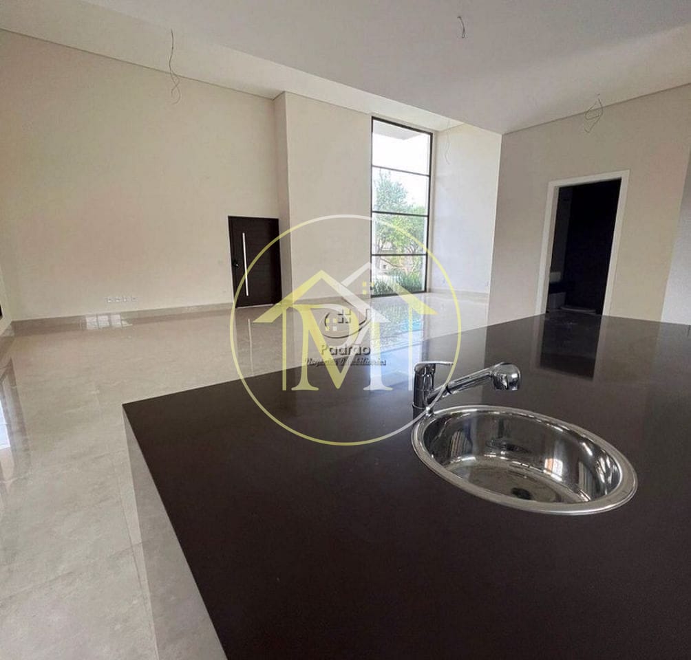 Casa à venda e aluguel com 4 quartos, 366m² - Foto 6