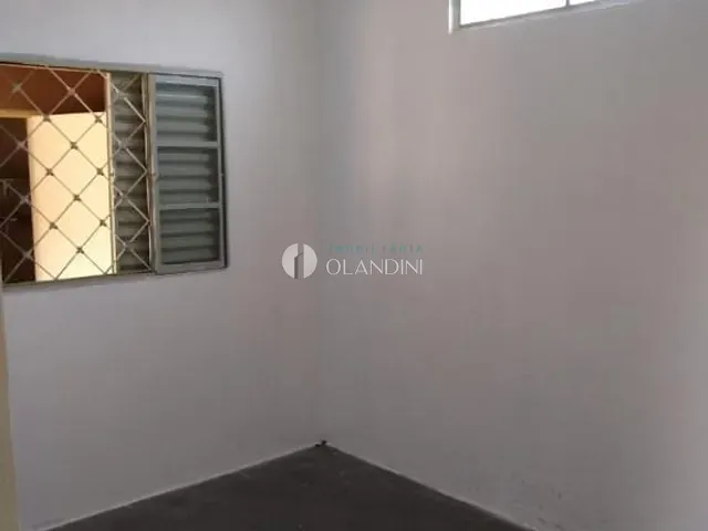 Casa com 150m² 2 quartos e 1 banheiro, à venda, no bairro Jardim Ricardo Duzzi em Artur Nogueira