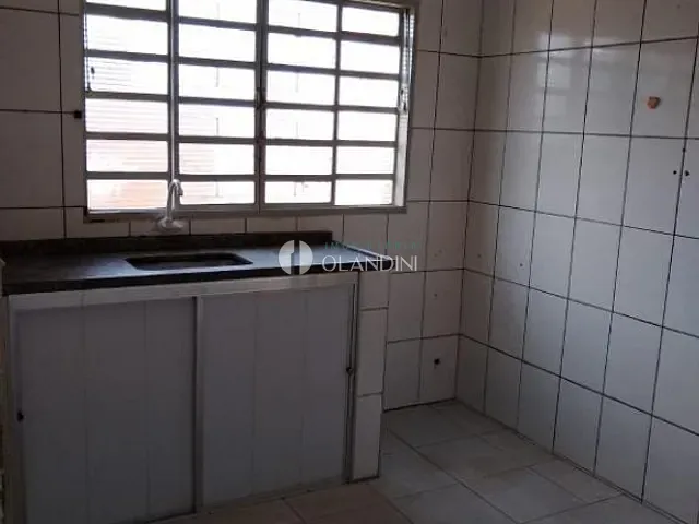 Casa com 150m² 2 quartos e 1 banheiro, à venda, no bairro Jardim Ricardo Duzzi em Artur Nogueira
