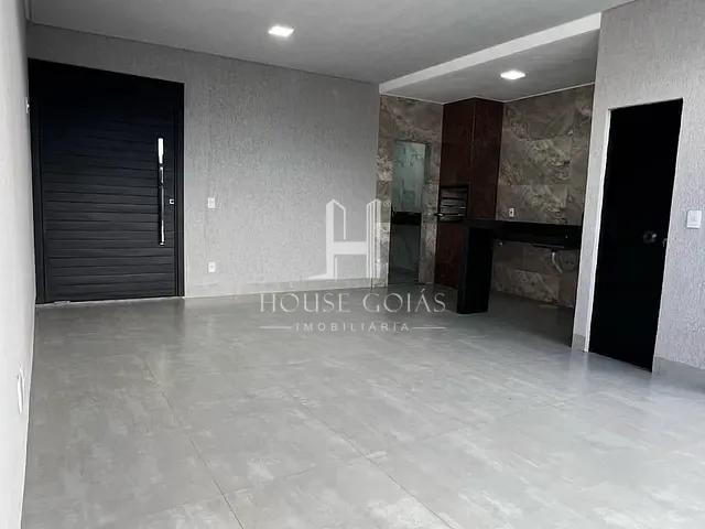 Casa com 118m² 3 quartos e 4 banheiros, à venda, no bairro Jardim Nova Era em Aparecida de Goiânia