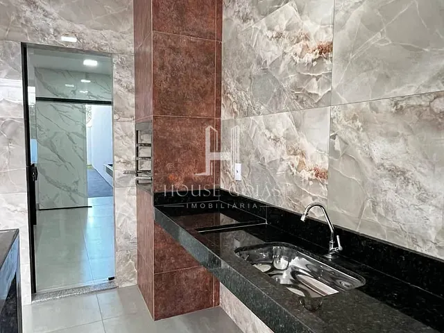 Casa com 118m² 3 quartos e 4 banheiros, à venda, no bairro Jardim Nova Era em Aparecida de Goiânia